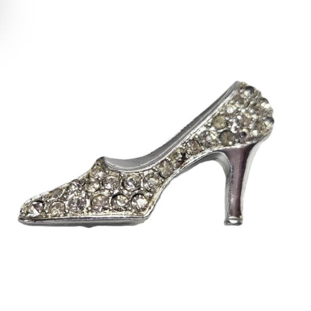 SHINY SILVERTONE SLIPPER BROOCH STUDDED W CLEAR, SPARKLING RHINESTONES SARAH COV